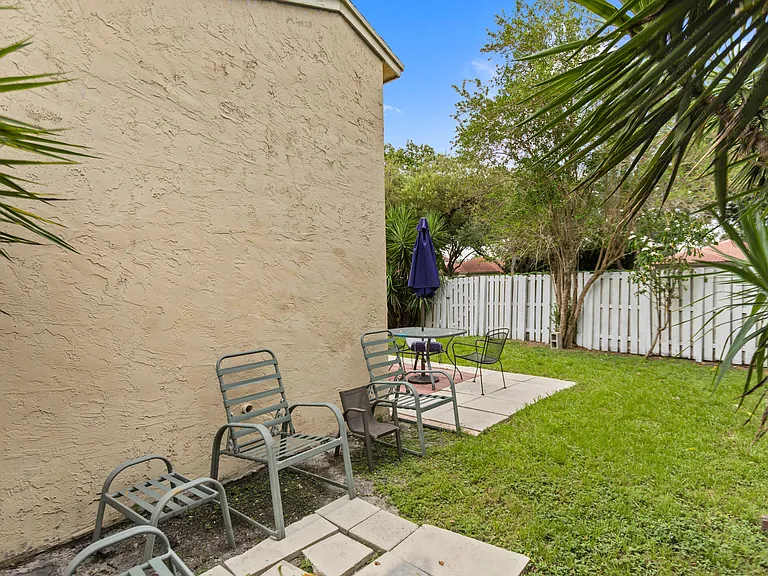 13945 Langley Pl — Photo 26