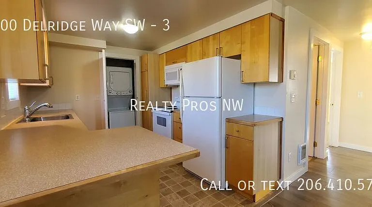 4500 Delridge Way SW #3 — Photo 7