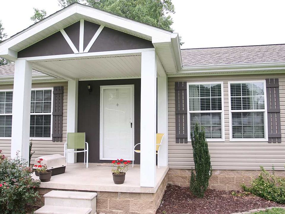 1st image of 203 Greenwood Dr