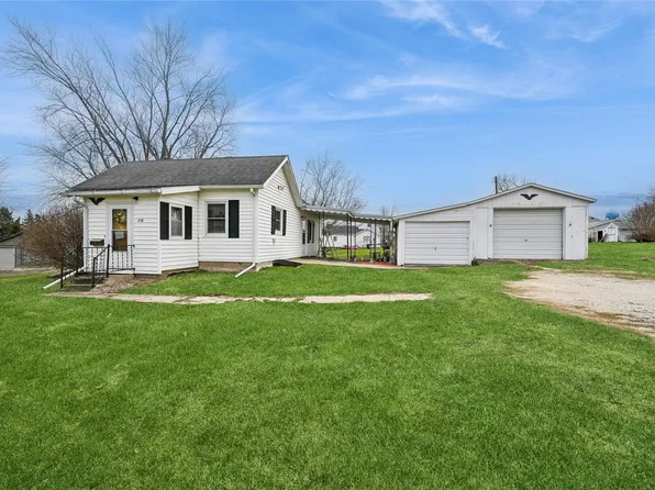 410 Cottage St NW, Shellsburg, IA 52332
