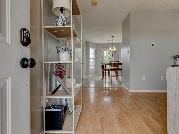 5th image of 107 Santa Monica Dr