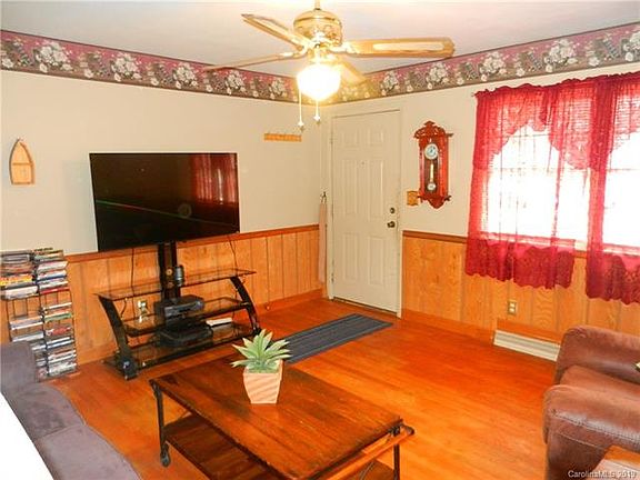 2nd image of 1529 Fern Forest Dr
