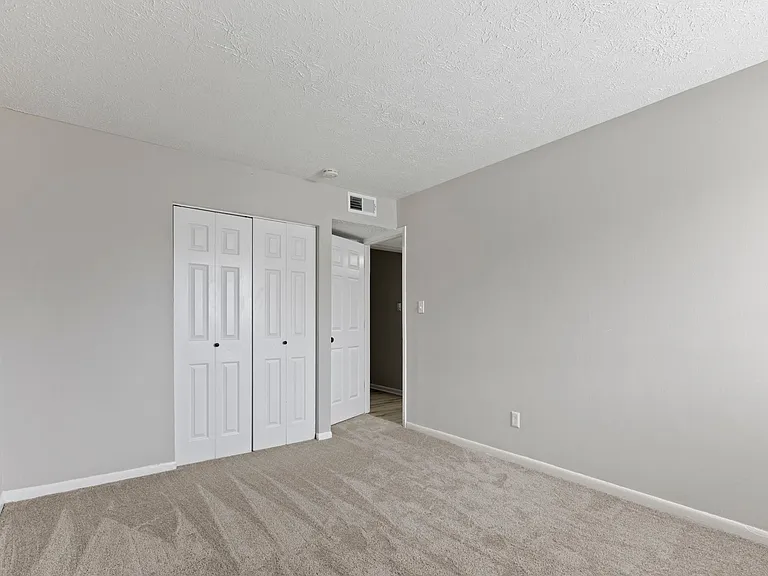 The Hills Apartment Homes — Photo 26