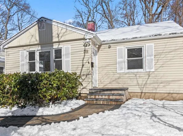 39 Deepdale Drive, South Huntington, NY 11746