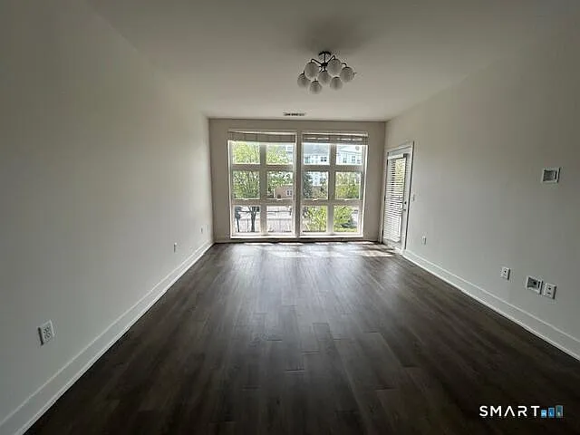 112A Southfield Ave #316 — Photo 16