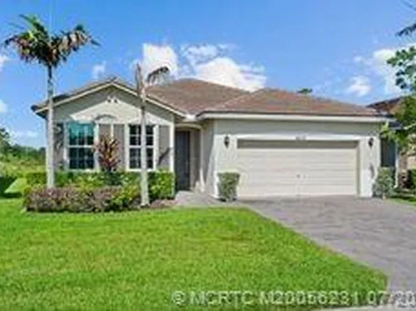 4474 NW King Ct, Jensen Beach, FL 34957