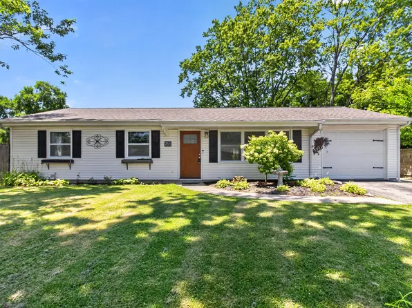 760 Acadia Rd, Valparaiso, IN 46385