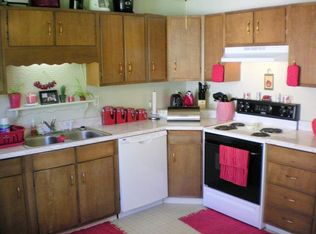 125 N Greenbriar Rd, Muncie, IN 47304