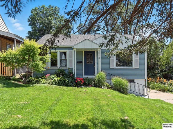 6123 Emmet St, Omaha, NE 68104
