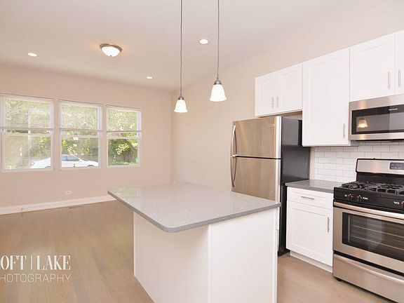 2nd image of 1700 S Union Ave #1F