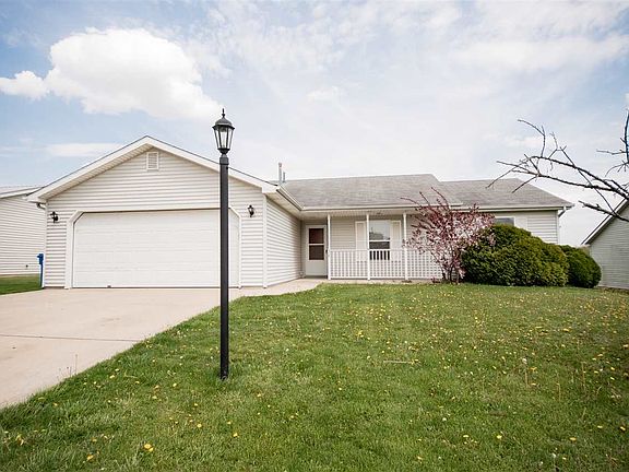 2nd image of 927 Valley River Dr