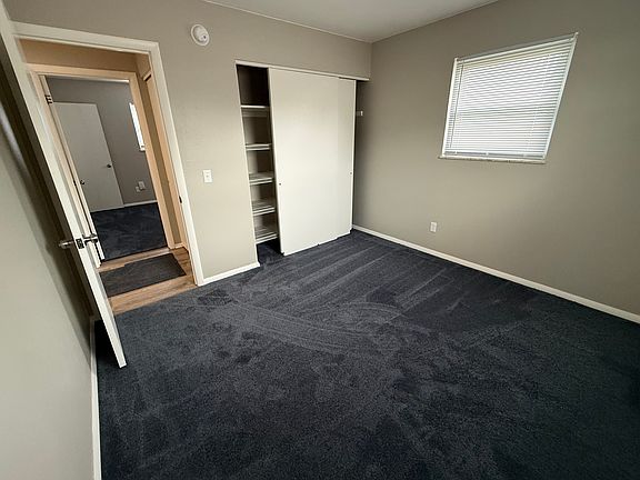 3rd image of 2514 Koehler Ave