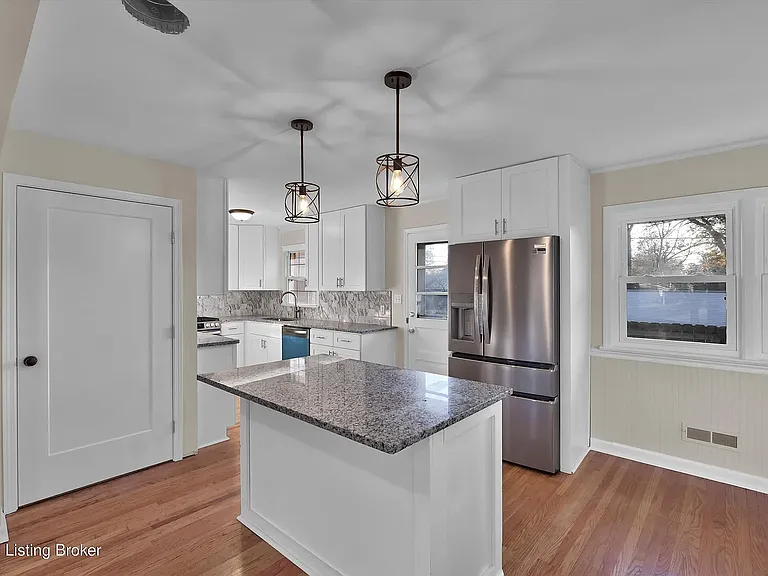316 Short Rd — Photo 6