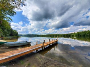 35 Milanville Rd, Beach Lake, PA 18405