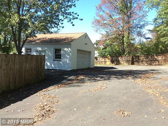5th image of 7108 Byrneley Ln