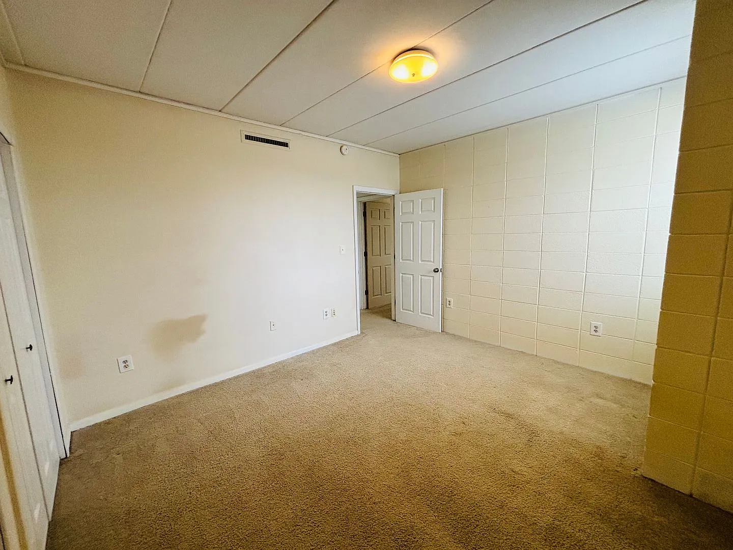 2 Bedroom 1 Bath Condo- — Photo 4