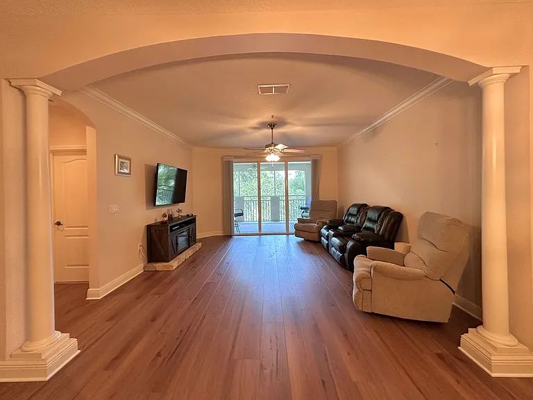 45 Riverview Bnd S #1935 — Photo 13