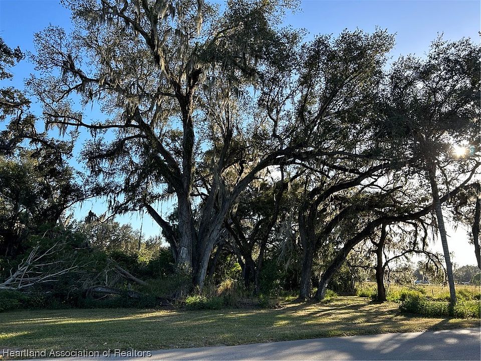 2nd image of Old Bradenton Rd