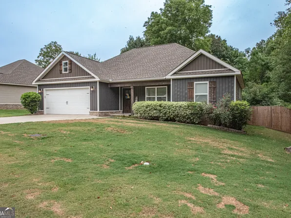 200 Kendall Ct, Perry, GA 31069