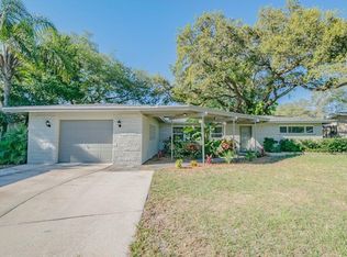 2246 Hennesen Dr, Clearwater, FL 33764