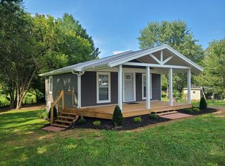 571 Golden Mountain Rd, Sparta, TN 38583