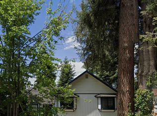 31461 Ocean View Dr, Running Springs, CA 92382