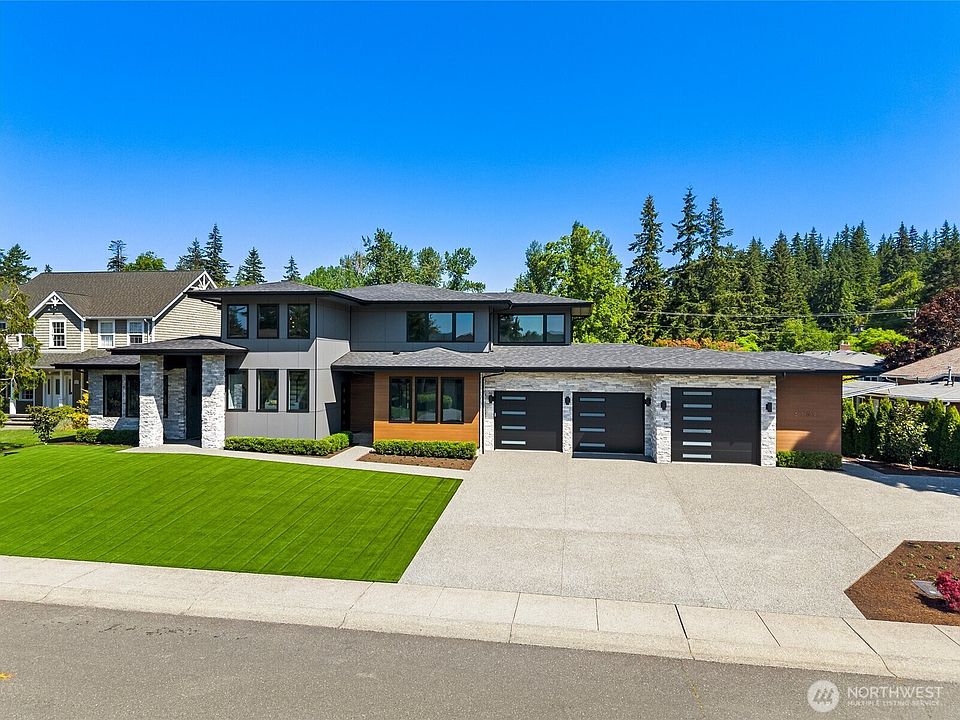 1st image of 3709 E Connecticut Street