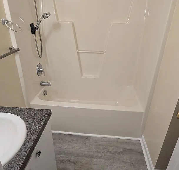 514 Heron Dr — Photo 17