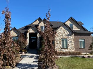 642 Farmland Dr, Kaysville, UT 84037