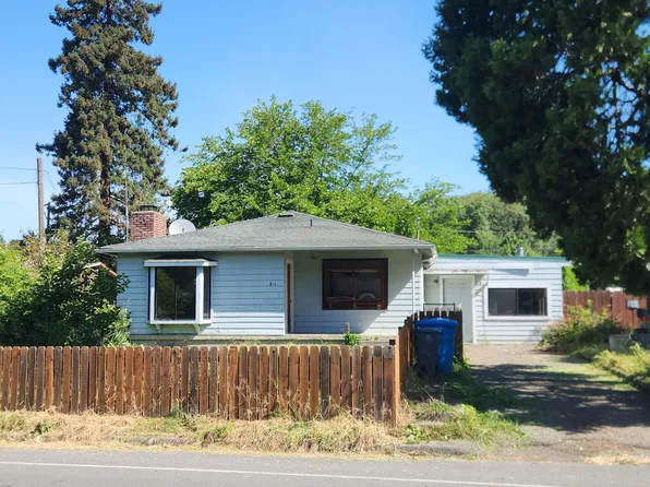 811 Redway Dr, Redway, CA 95560