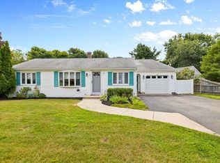 33 Homestead Ln, East Falmouth, MA 02536