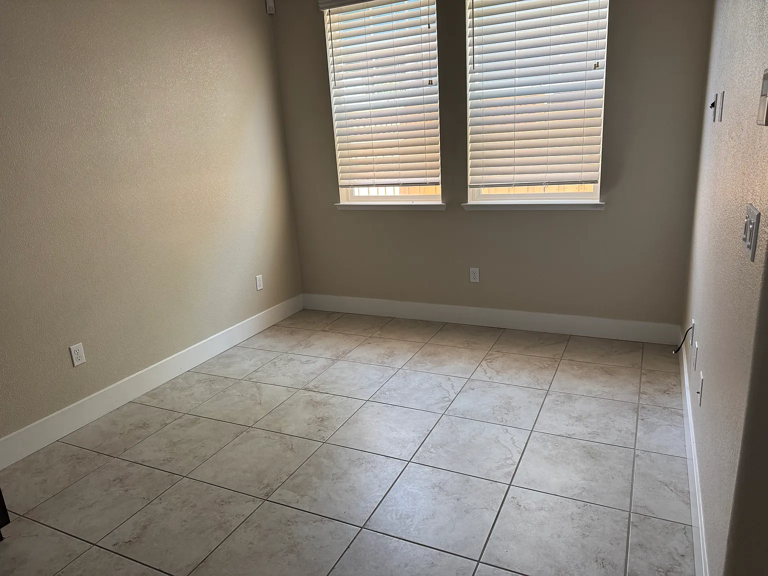 S Crawford Dr, Mountain House — Photo 2