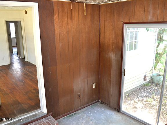 3rd image of 4774 CATES Avenue