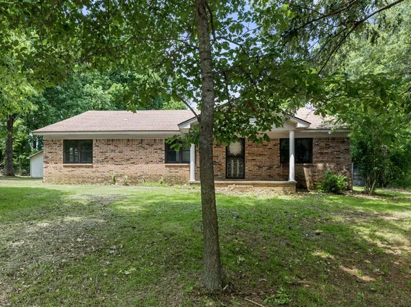 137 Locust Bluff Rd, Covington, TN 38019