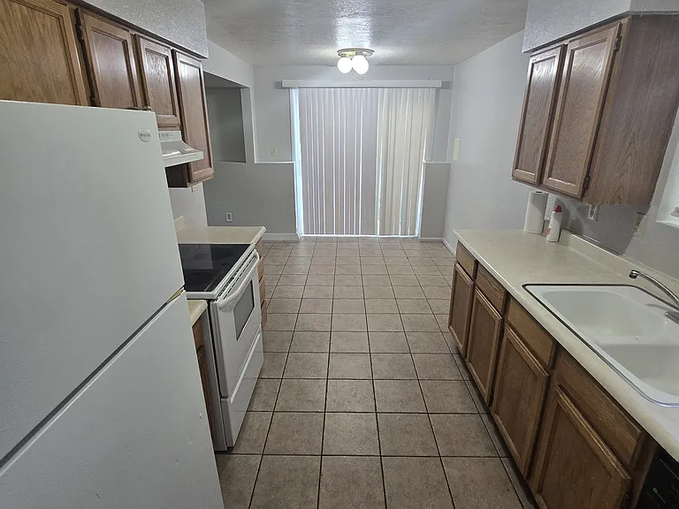 514 N Colorado St #B — Photo 7