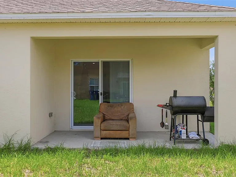 2735 Numa Falls Ave — Photo 35