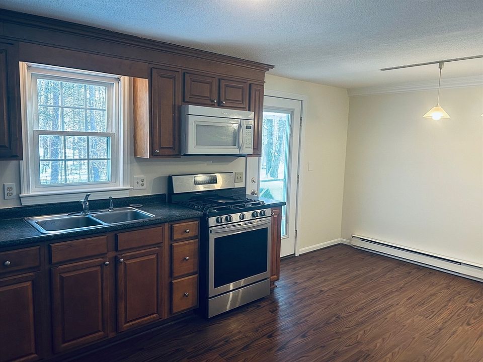 1st image of 17A Deerwood Dr #A