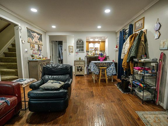 5th image of 715 13th STREET