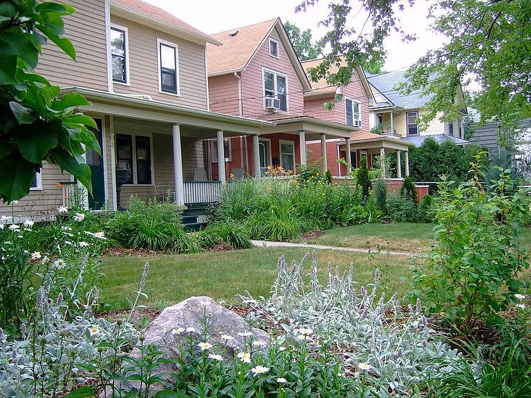 607 Fountain St — Photo 14