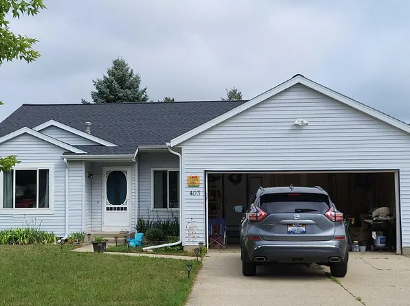 403 Sunbrook Dr SE, Grand Rapids, MI 49508