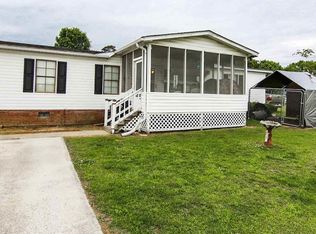 102 Ray Dr, Smithfield, NC 27577