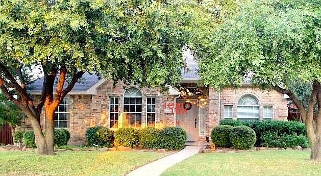 1st image of 6424 Barstow Ln