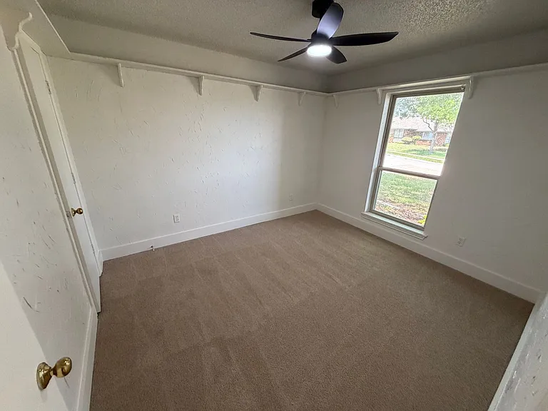 4909 Van Ness St — Photo 14
