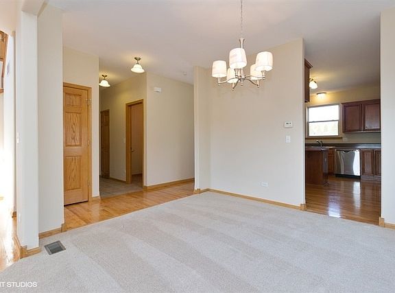 5th image of 15478 Lakeview Dr