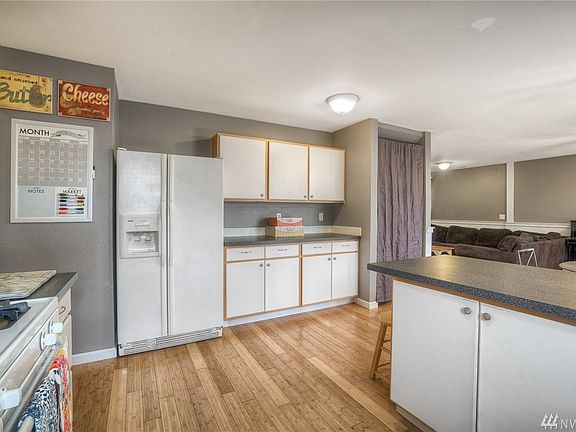 5th image of 19213 103rd Avenue Ct E