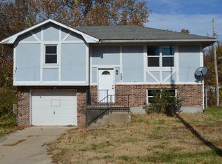 3697 McVey Rd, Sedalia, MO 65301