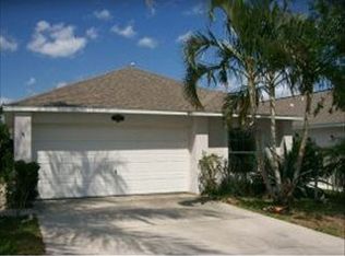 2027 Majestic Pine Ct NE, Palm Bay, FL 32905