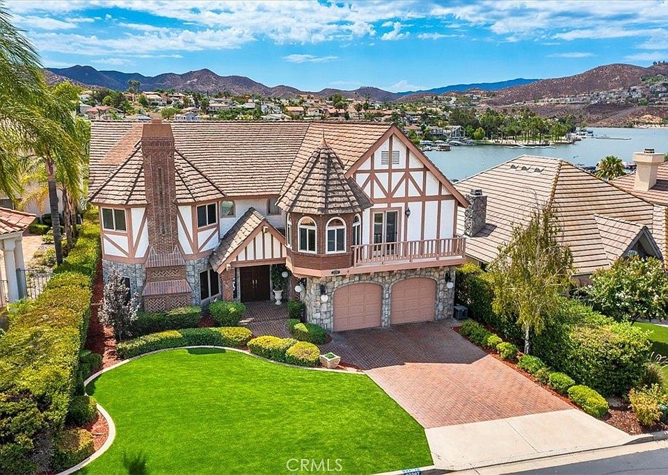 1st image of 22387 Canyon Club Dr