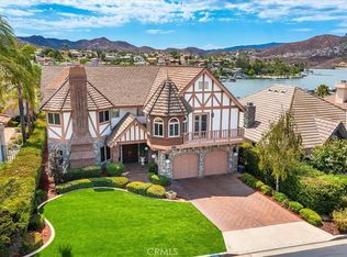 22387 Canyon Club Dr, Canyon Lake, CA 92587