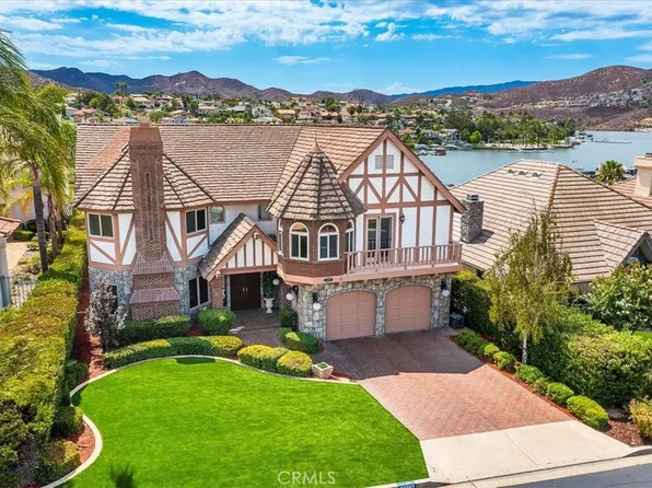 22387 Canyon Club Dr, Canyon Lake, CA 92587